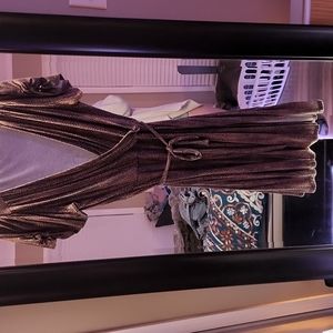 Loveappella leopard print wrap dress size medium in great used condition